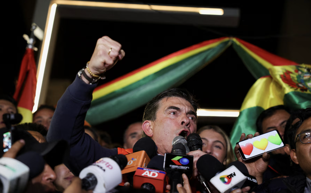 No momento, você está visualizando Bolívia vive derrota histórica da esquerda e eleição presidencial vai ao segundo turno em outubro