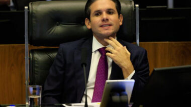 Motta diz que vitória da oposição na CPI do INSS foi ‘falha de articulação política do governo’