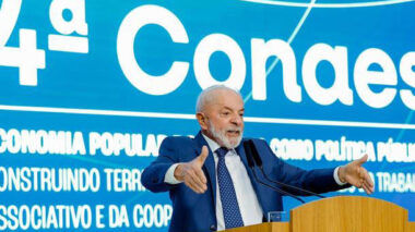 Brasil vai regular big techs, reafirma Lula em resposta a Trump