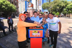 Leia mais sobre o artigo Camelôs, feirantes e lojistas se unem pela primeira vez por reordenação histórica no Centro de Manaus