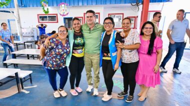 Prefeito David Almeida realiza visita à creche municipal Dalila Bentes Duarte e reforça compromisso com a qualidade da educação infantil