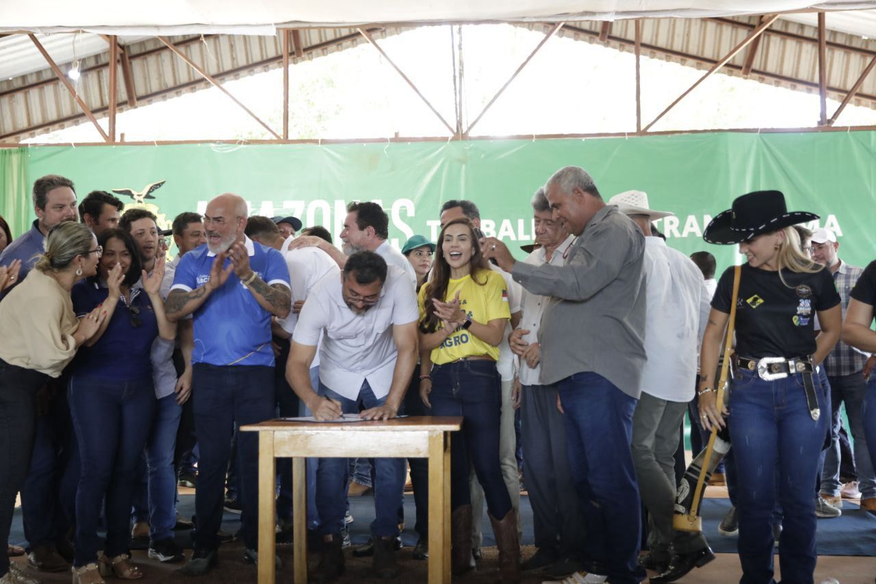 No momento, você está visualizando Governador Wilson Lima assina convênio que garante R$ 500 mil para realização da 36ª Exposição Agropecuária de Apuí