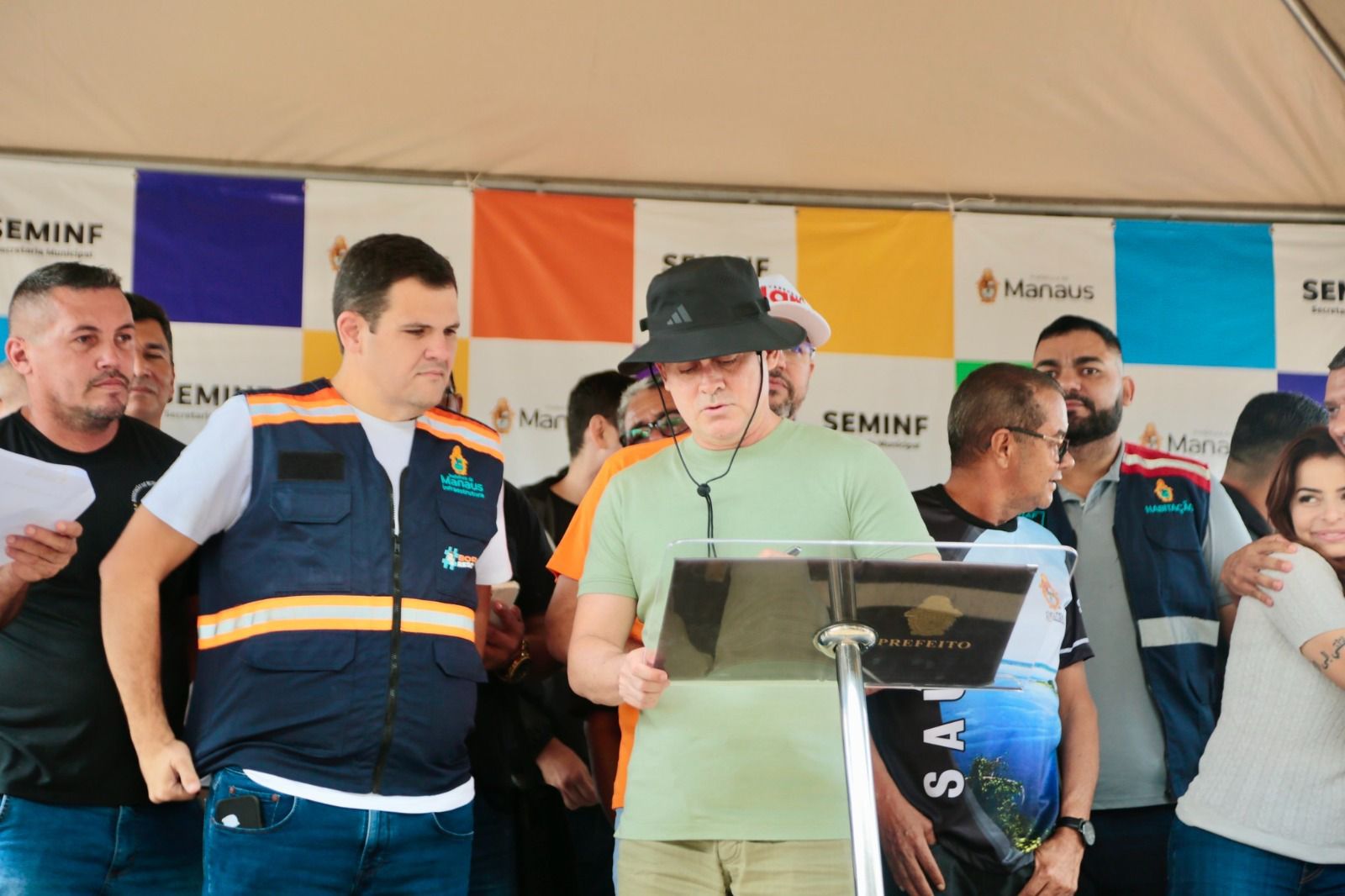 No momento, você está visualizando Prefeito David Almeida autoriza reforma completa do campo 11 de Maio e reforça compromissos com o Colônia Antônio Aleixo