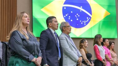 Deputado Delegado Péricles destaca investimentos e leis em favor da FCecon nos 51 anos da instituição