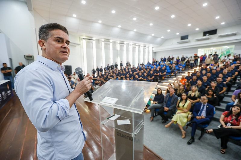 No momento, você está visualizando Prefeito David Almeida dá início ao ‘2º Curso de Formação Profissional da Guarda Municipal de Manaus’