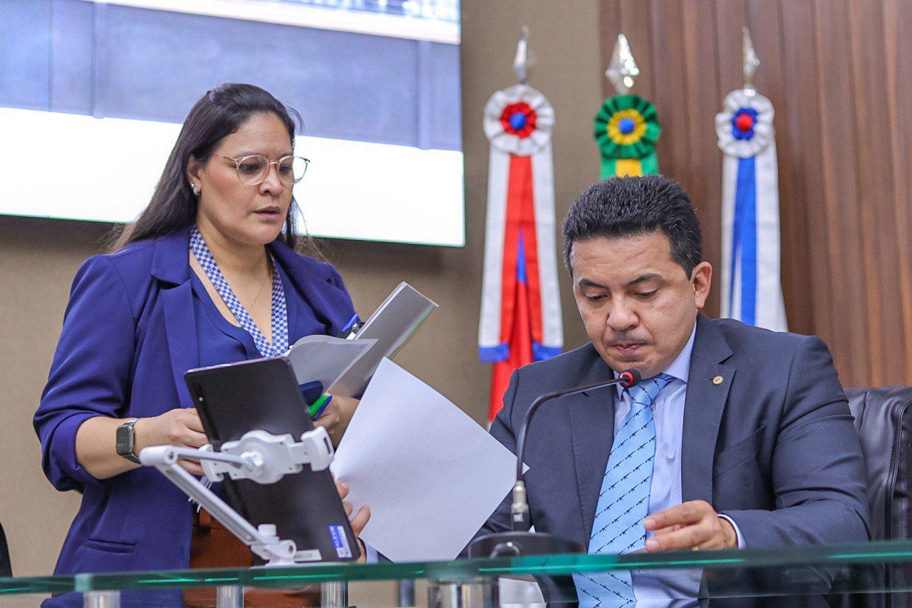 No momento, você está visualizando Delegado Péricles garante aprovação de projetos voltados à prevenção do câncer de mama e colo do útero no AM