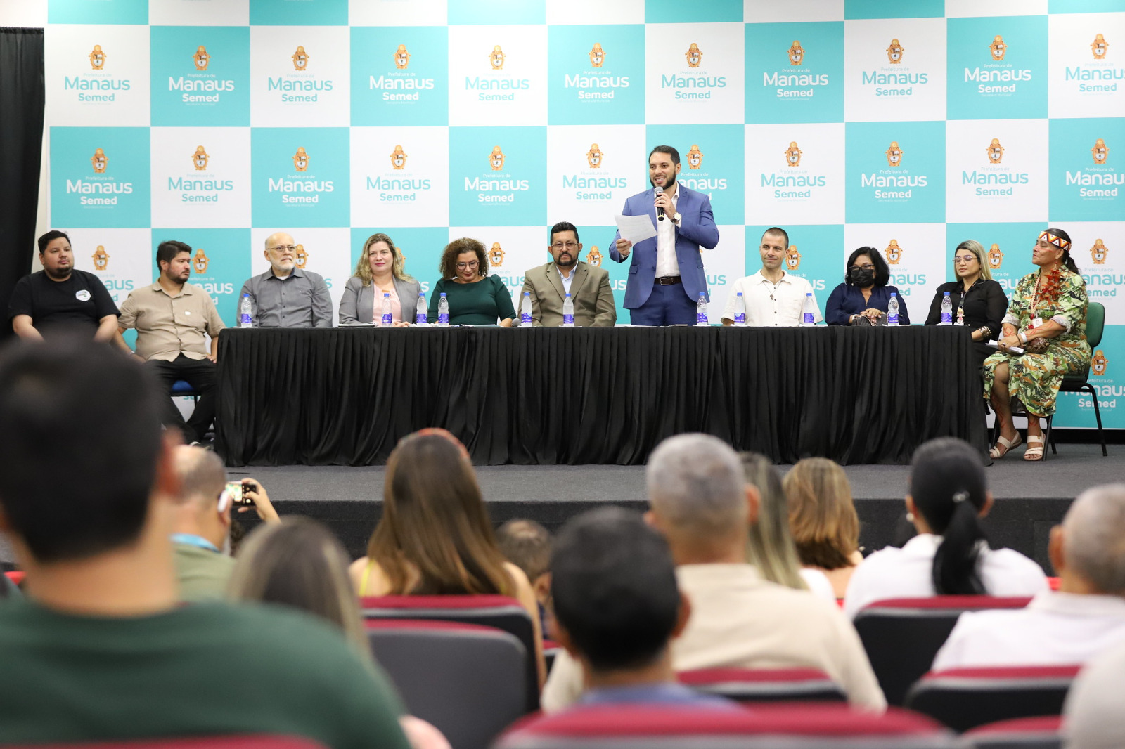 No momento, você está visualizando Prefeitura de Manaus empossa novos conselheiros e suplentes do Conselho Municipal de Educação para o quadriênio 2025-2029