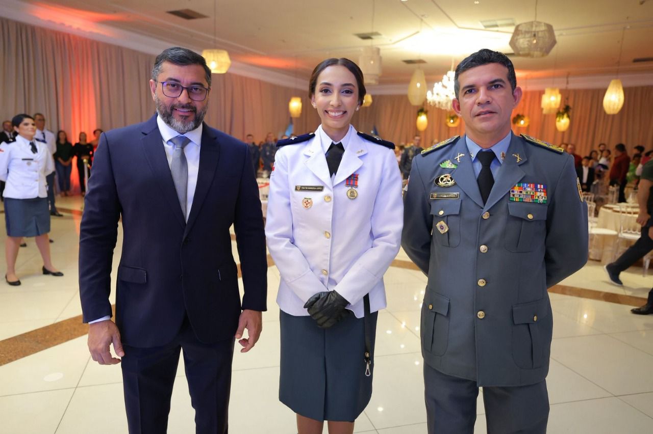 No momento, você está visualizando Durante formatura, governador Wilson Lima destaca importância de novos oficiais de saúde para a Polícia Militar