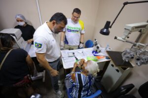 Leia mais sobre o artigo Governador Wilson Lima leva 21ª edição do Governo Presente à Compensa com serviços de cidadania, saúde e crédito