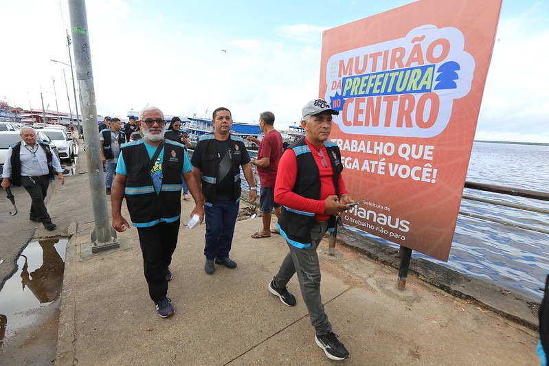 No momento, você está visualizando Prefeitura de Manaus intensifica fiscalização e realiza abordagens educativas durante ação do ‘Mutirão no Bairro’ no Centro