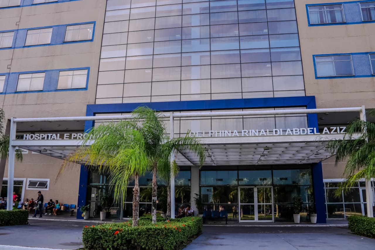 No momento, você está visualizando Hospital Delphina Aziz bate recorde, com a realização de mais de 2,1 milhões de exames laboratoriais, em um ano