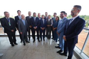 Leia mais sobre o artigo Governador Wilson Lima propõe carta conjunta de governadores para a COP30 e alerta para entraves no licenciamento da BR-319