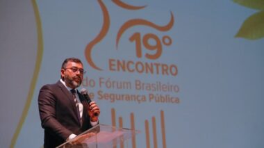 Governador Wilson Lima destaca avanços no combate à criminalidade durante a abertura do 19° Fórum Brasileiro de Segurança Pública em Manaus