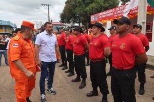 Leia mais sobre o artigo Em Itapiranga governador Wilson Lima inaugura 11º Grupamento Integrado de Combate a Incêndio do interior
