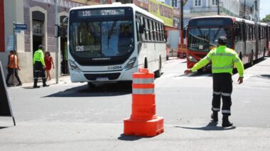Prefeitura tem programação especial de transporte para ‘#SouManaus Passo a Paço 2025’