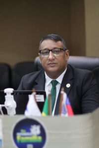 Leia mais sobre o artigo Lei de autoria do vereador Ivo Neto institui a Semana do Jovem Aprendiz