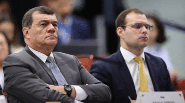 Defesa de Paulo Sérgio Nogueira afirma que ele tentou dissuadir Bolsonaro de medidas golpistas