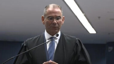 Mente descaradamente o tempo inteiro, diz defesa de Braga Netto sobre Cid
