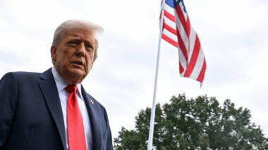 Trump diz que empresas e corporações não devem ser obrigadas a apresentar balanços trimestrais