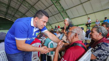 Deputado Delegado Péricles leva mutirão de cirurgias oftalmológicas para Presidente Figueiredo