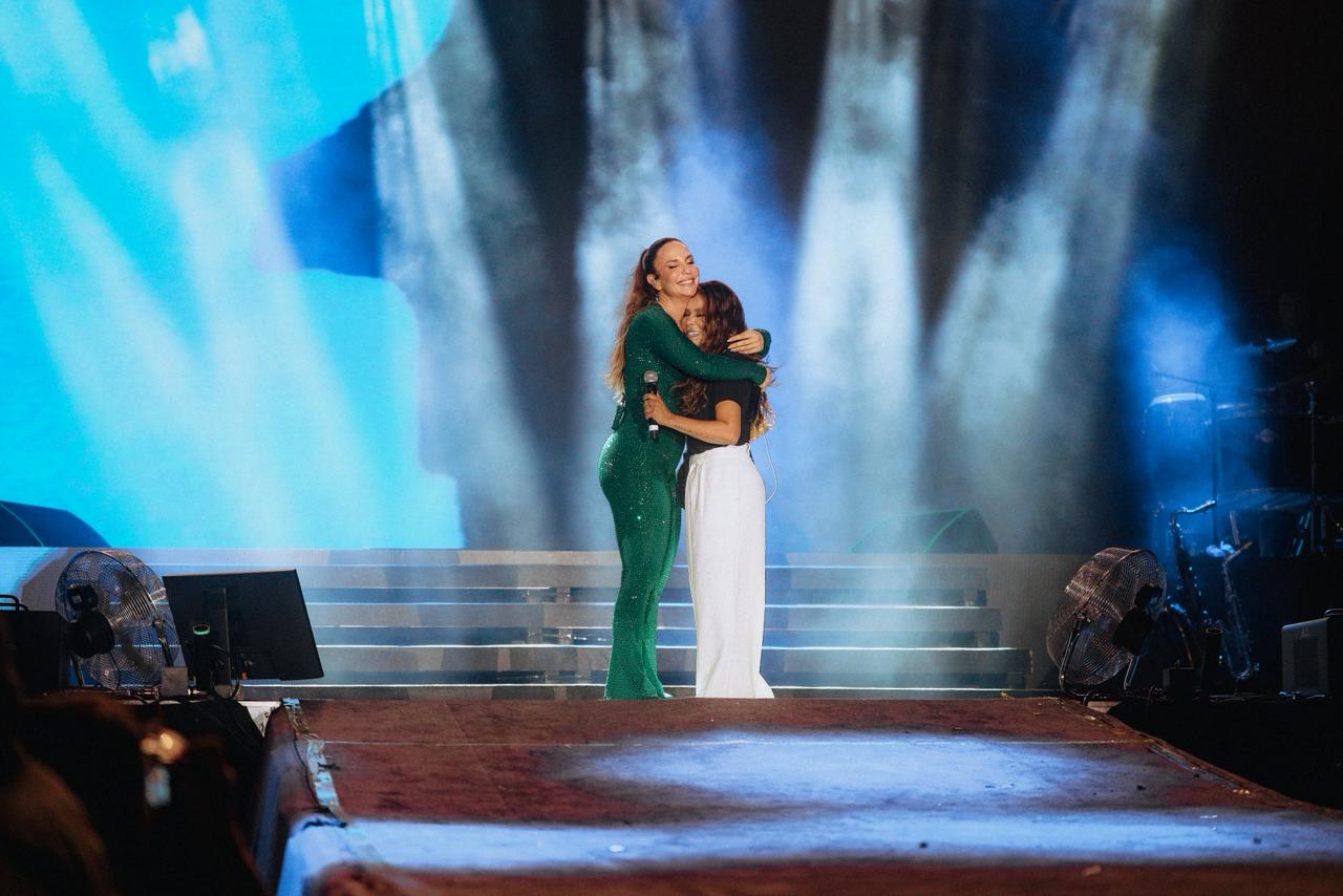 No momento, você está visualizando Ivete Sangalo retorna triunfante a capital amazonense com show histórico no #SouManaus Passo a Paço 2025