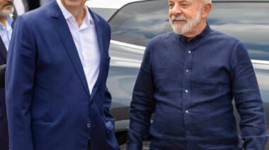 Lula cumpre agenda em Manaus e reafirma soberania do Brasil contra intervenção estrangeira