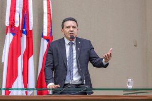 Leia mais sobre o artigo Delegado Péricles defende decisão que absolveu vereador Sargento Salazar
