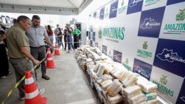 Governo do Amazonas faz apreensão de 1 tonelada de maconha na capital
