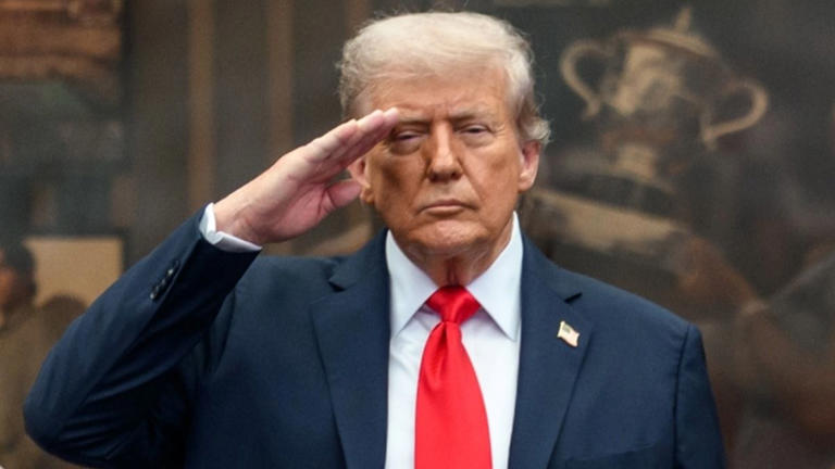 No momento, você está visualizando Trump fala em prender prefeito e governador e medo de ditadura se amplia nos EUA
