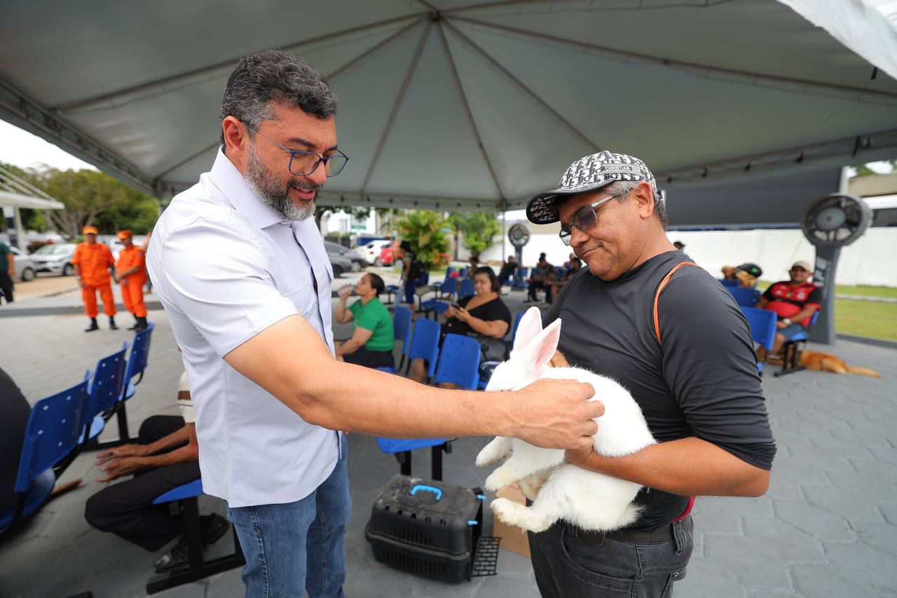 No momento, você está visualizando Governador Wilson Lima destaca mais de 3 mil procedimentos na primeira semana do Hospital Público Veterinário do Amazonas