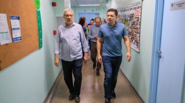 Delegado Péricles destina R$ 500 mil para reforma da cobertura do setor de radioterapia da Fcecon danificado pelas chuvas