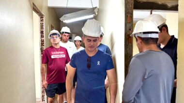 Prefeito David Almeida vistoria obras do Centro Pop, Casa de Passagem e Cras do Mutirão em Manaus