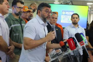 Leia mais sobre o artigo Governador Wilson Lima destaca avanços no combate às queimadas com redução de desmatamento e focos de calor
