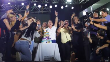 Prefeito David Almeida celebra Manaus e o povo em noite histórica de abertura dos 356 anos da capital