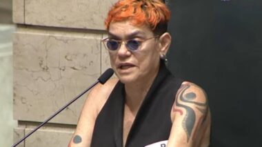 Professora da UFF pede proteção a ministério após ameaças por criticar operação policial no Rio