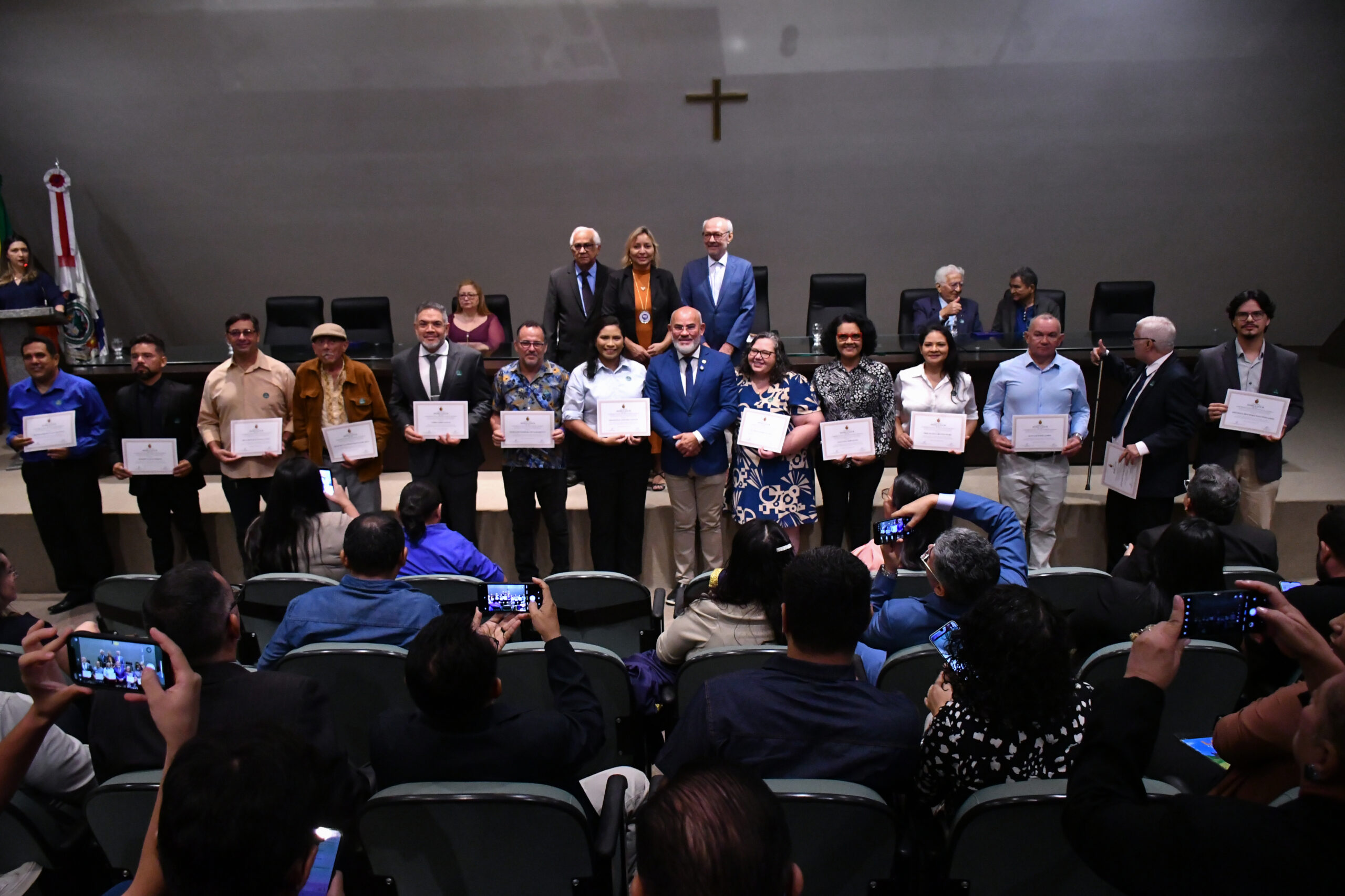No momento, você está visualizando ALEAM celebra o Dia do Escritor Amazonense em sessão especial proposta pelo deputado Cabo Maciel