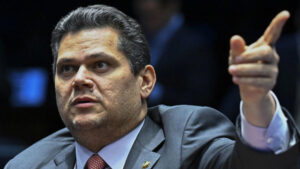 Leia mais sobre o artigo Em pleno domingo, Alcolumbre emite nota para atacar Lula ainda mais