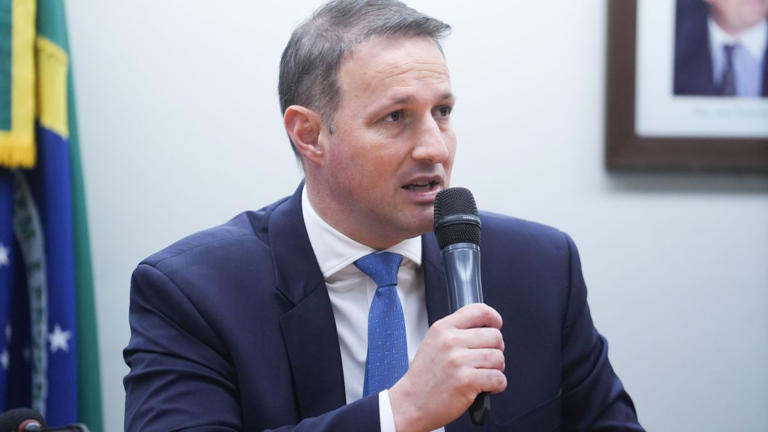 No momento, você está visualizando Quarto relatório de Derrite atende pedido do governo sobre verba da PF