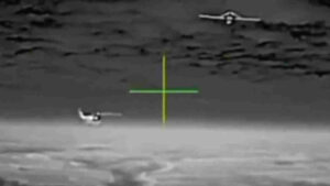 Leia mais sobre o artigo Drone de longo alcance ucraniano derruba helicóptero russo Mi-8 pela 1ª vez