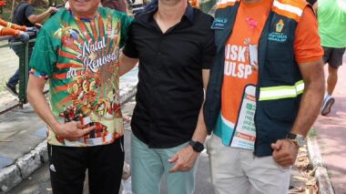 Prefeito David Almeida vai apresentar na COP 30 projeto das ecobarreiras que retêm 300 toneladas de lixo nos igarapés de Manaus