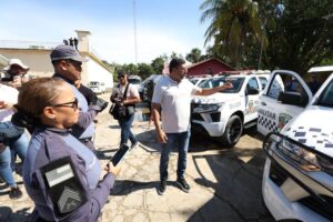 Leia mais sobre o artigo Governador Wilson Lima entrega sete novas viaturas e reforça a segurança em Tabatinga