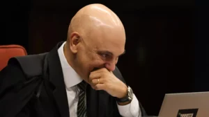 Leia mais sobre o artigo Moraes estaria com sede de vingança e preparando resposta dura contra “fonte” das denúncias