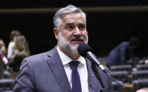 Leia mais sobre o artigo “Dia triste para o Brasil e para a democracia”, diz Paulo Pimenta