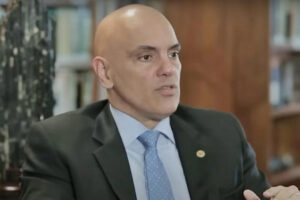 Leia mais sobre o artigo Senadores decidem impeachment de Moraes após caso do Banco Master