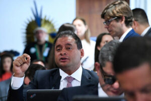 Leia mais sobre o artigo CCJ do Senado adia votação de projeto que trata de impeachment de ministros do STF