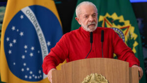 Leia mais sobre o artigo Todos os envolvidos serão investigados, diz Lula sobre fraudes no INSS