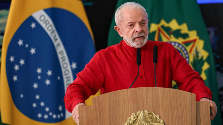 No momento, você está visualizando Todos os envolvidos serão investigados, diz Lula sobre fraudes no INSS