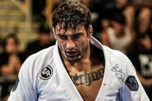 Leia mais sobre o artigo Policial que matou Leandro Lô quebra silêncio após ser absolvido