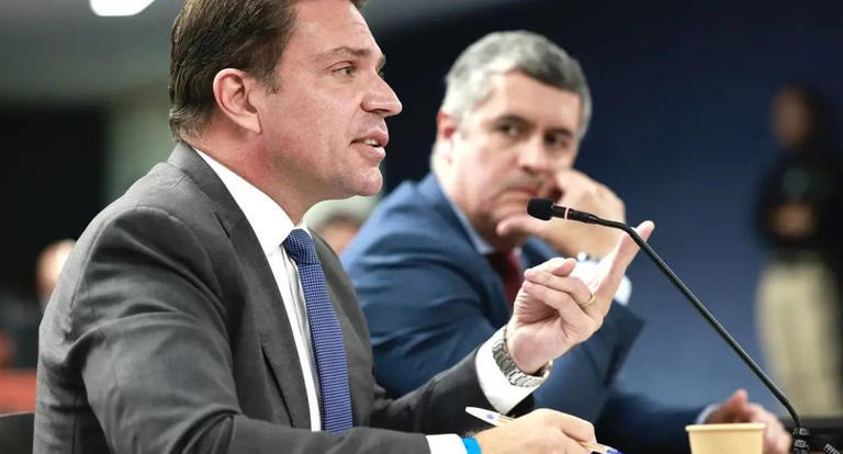 No momento, você está visualizando Moraes formaliza pedido de extradição de Alexandre Ramagem