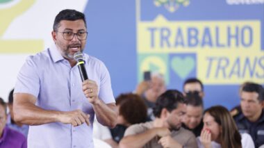 Governador Wilson Lima acompanha serviços da 28ª edição do Governo Presente, que ultrapassa 100 mil atendimentos em 2025